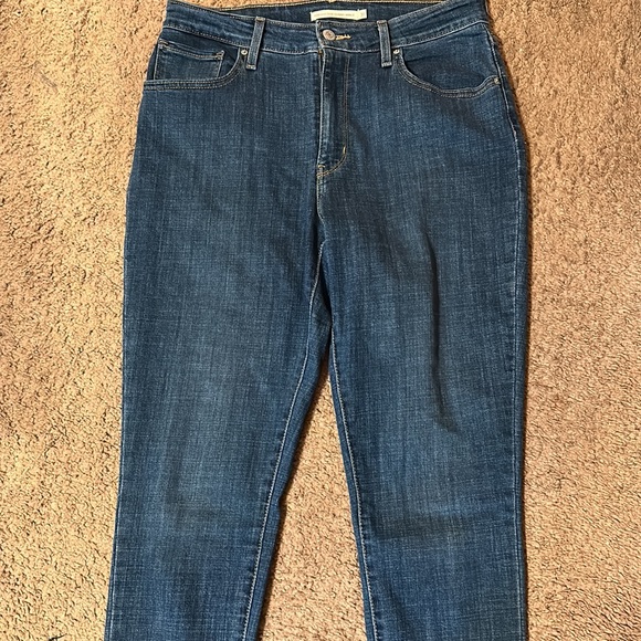 Levi’s 721 High Rise Skinny Ankle Jeans - Picture 2 of 6